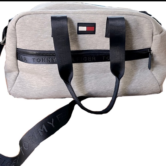 Tommy Hilfiger duffel bag